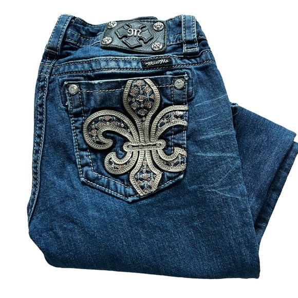Miss me Low Rise Bootcut Jeans Size 28 (Style # JP62268) - Picture 1 of 13
